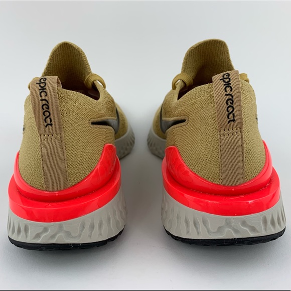 NEW Nike Epic React Flyknit 2 Club Gold - Picture 6 of 8